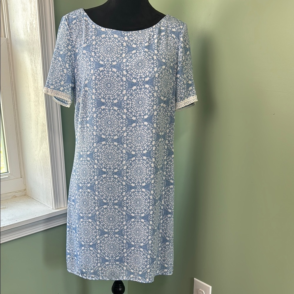 Luxology blue and white dress size 6